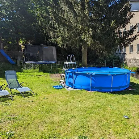 F2 - Urlaubsmagie Sauna, Pool & Garten