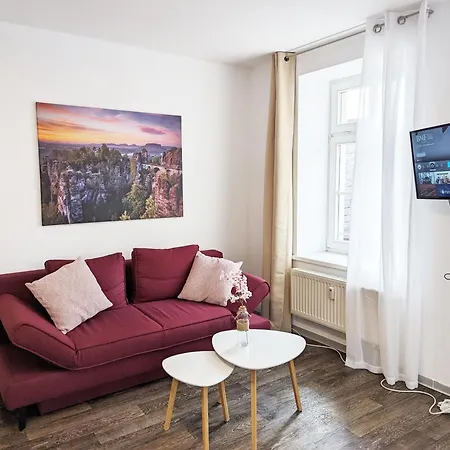 F2 - Urlaubsmagie Sauna, Pool & Garten Sebnitz