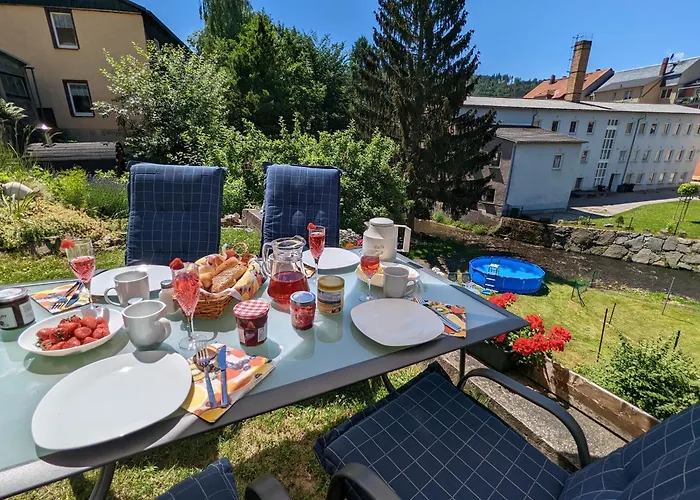 F2 - Urlaubsmagie Sauna, Pool & Garten * Sebnitz