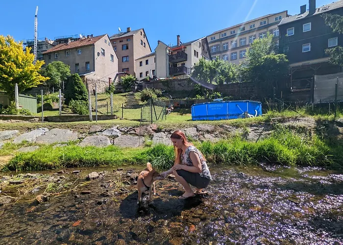 F2 - Urlaubsmagie Sauna, Pool & Garten