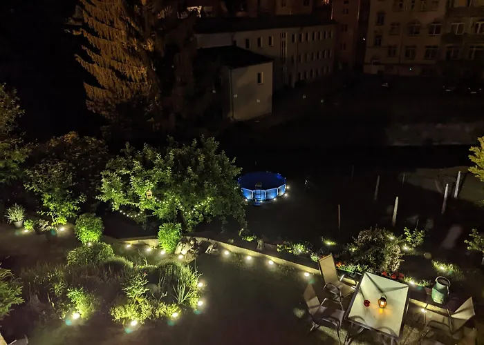 F2 - Urlaubsmagie Sauna, Pool & Garten Appartement Sebnitz