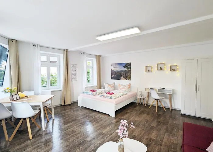 Appartement F2 - Urlaubsmagie Sauna, Pool & Garten